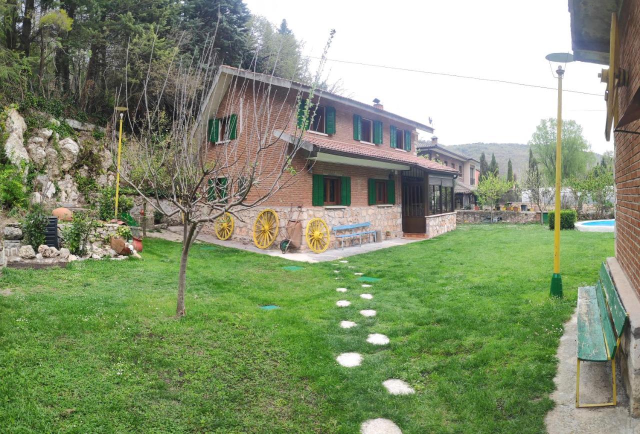 Casa Rural El Eden Del Ungria Caspuenas Exterior photo